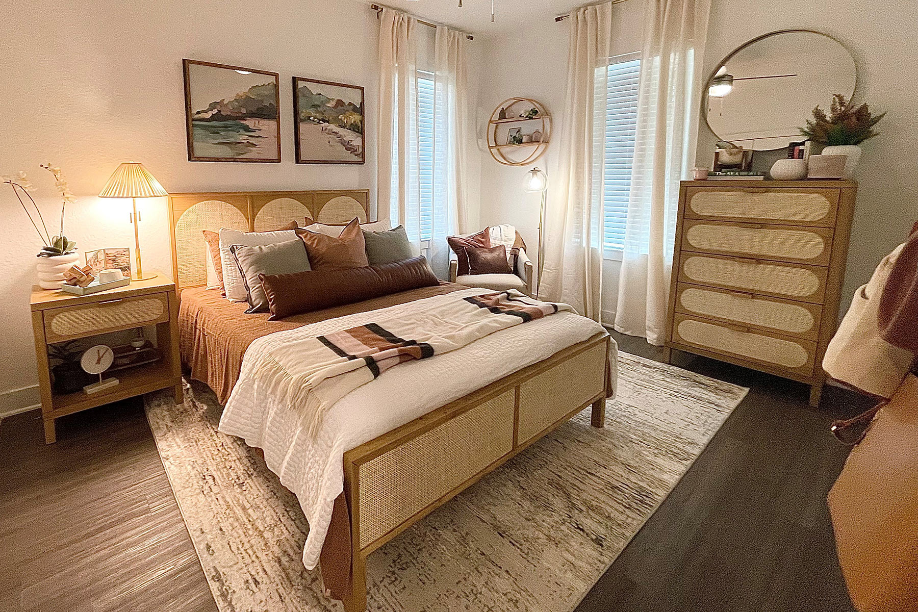 Guest Bedroom Furniture and Décor